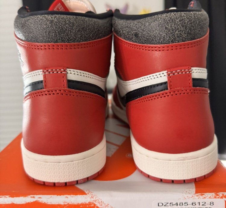 Air Jordan 1 Retro High OG Lost and Found