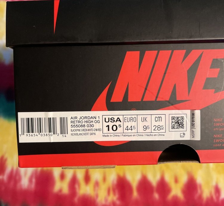 Air Jordan 1 Retro High OG Pine Green