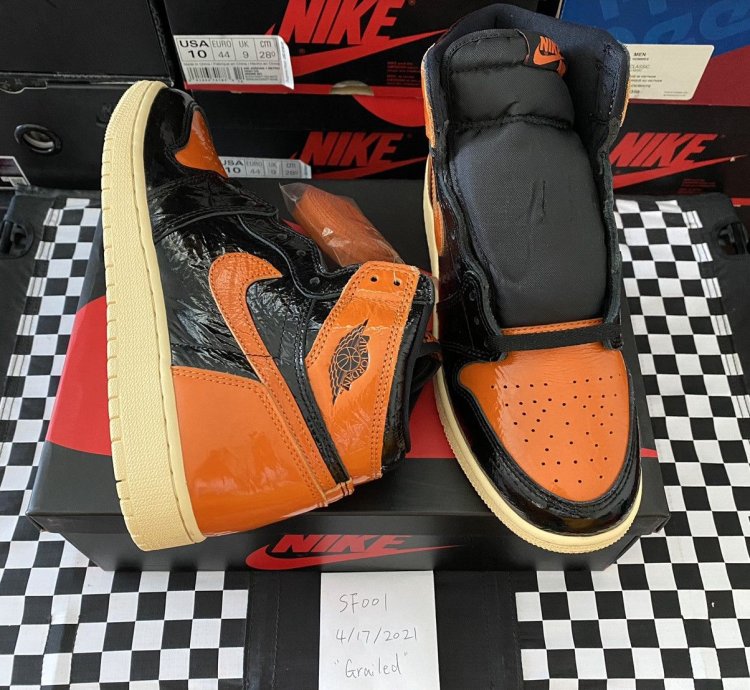 Air Jordan 1 Retro High Shattered Backboard 3 0 GS Size 7Y