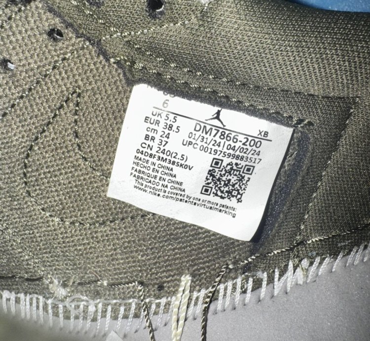 Air Jordan 1 Retro Low Travis Scott Medium Olive US 6