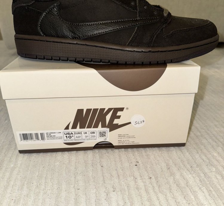 Air Jordan 1 Retro Low Travis Scott Velvet Brown US 10 5