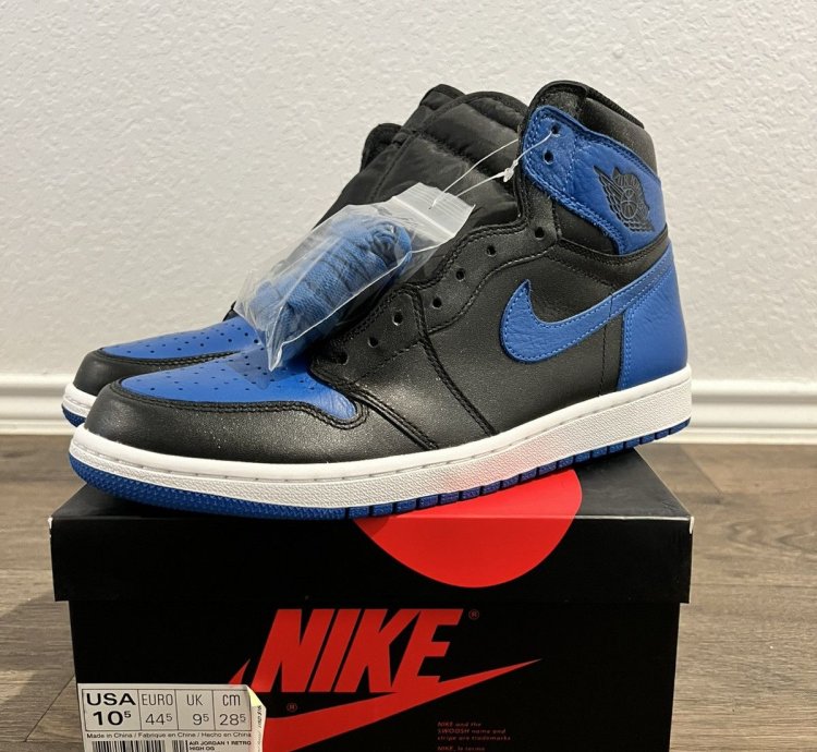 Air Jordan 1 Royal