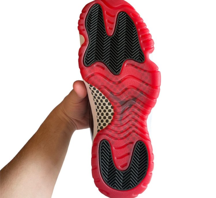 Air Jordan 11 Bred 2019