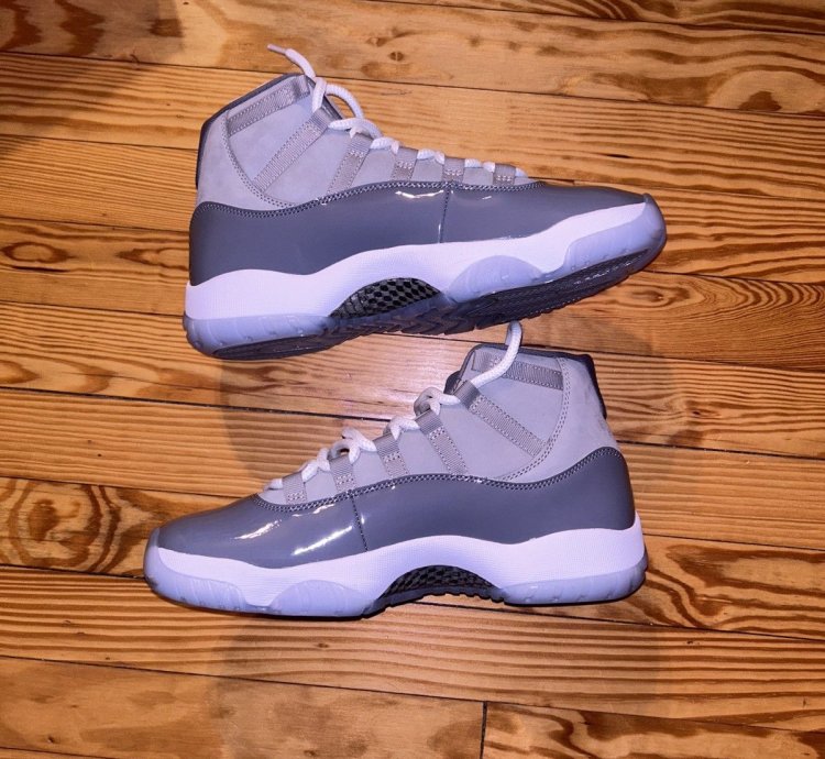 Air Jordan 11 Cool Grey