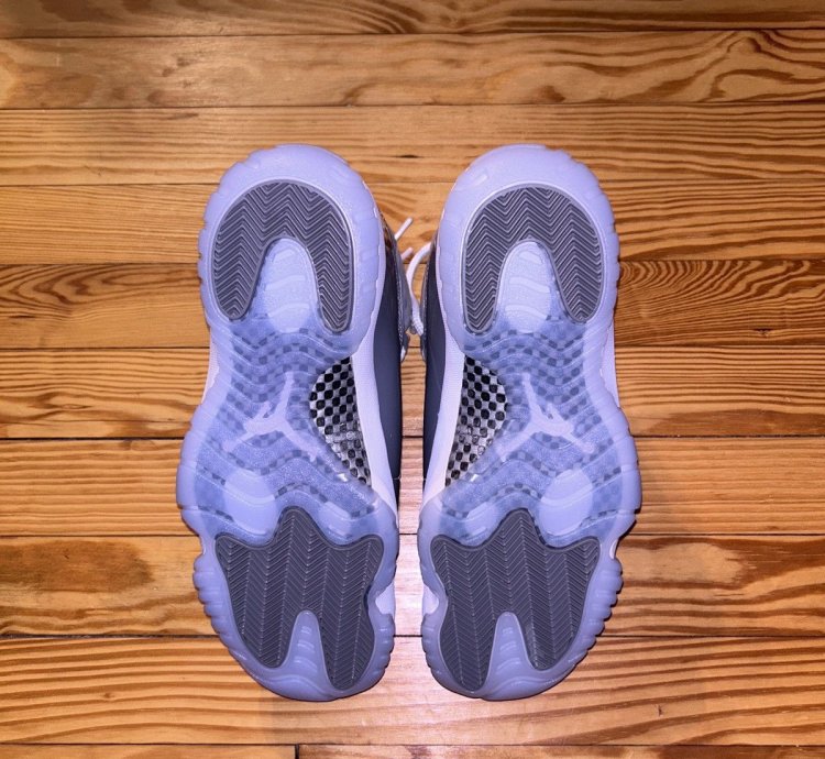 Air Jordan 11 Cool Grey
