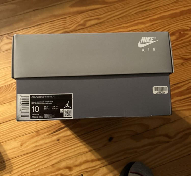 Air Jordan 11 Cool Grey