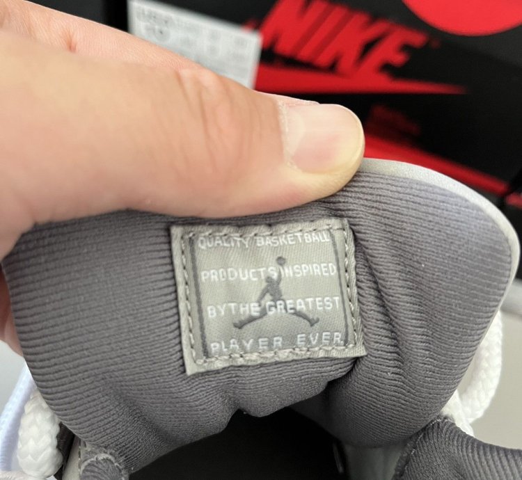 Air Jordan 11 Retro Cool Grey 2021 CT8012-005 Size 7 5