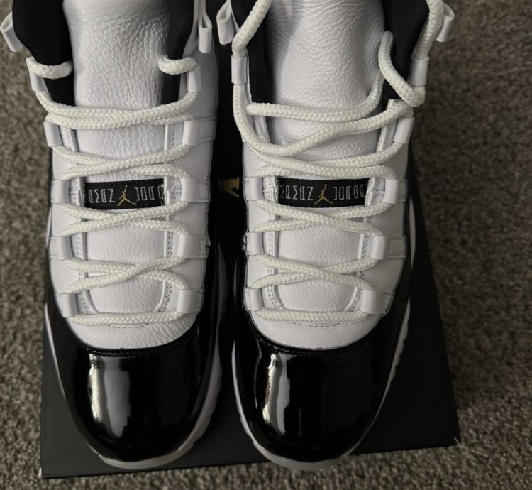 Air Jordan 11 Retro Gratitude