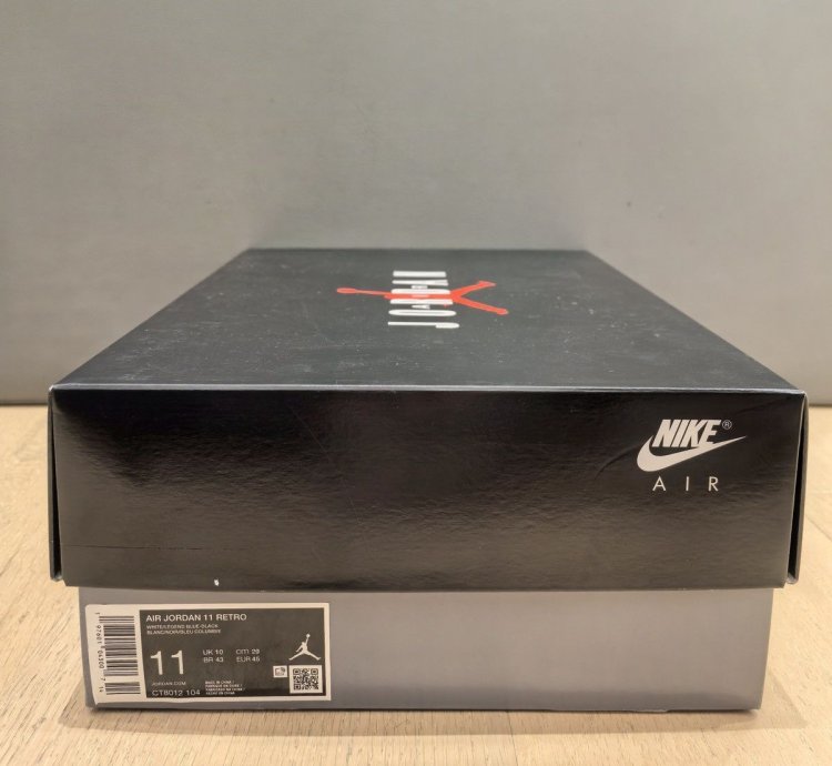 Air Jordan 11 Retro Legend Blue (2024)