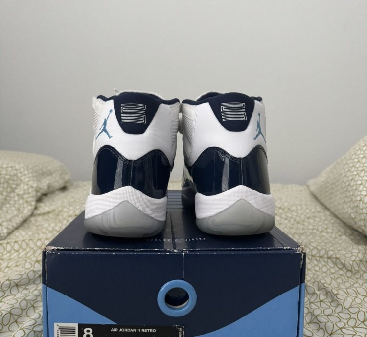Air Jordan 11 Retro Win Like 82
