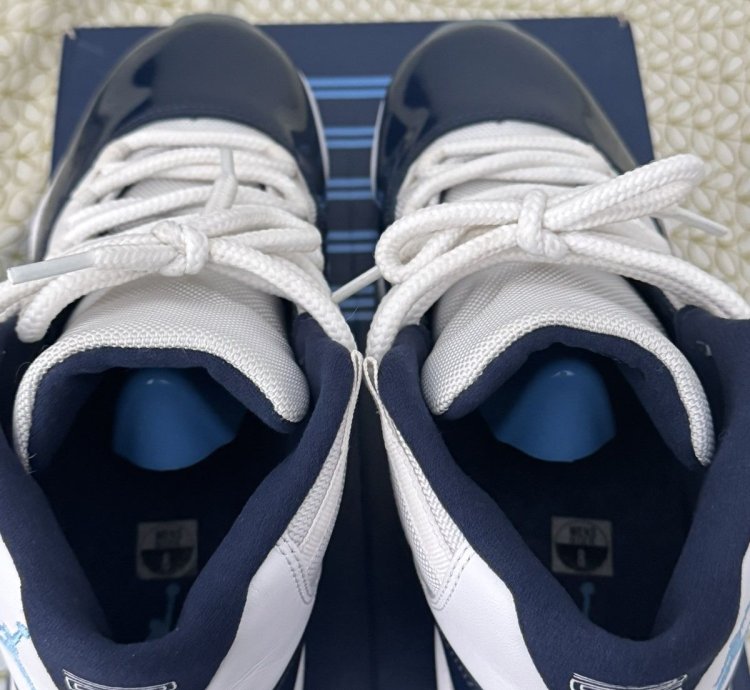 Air Jordan 11 Retro Win Like 82