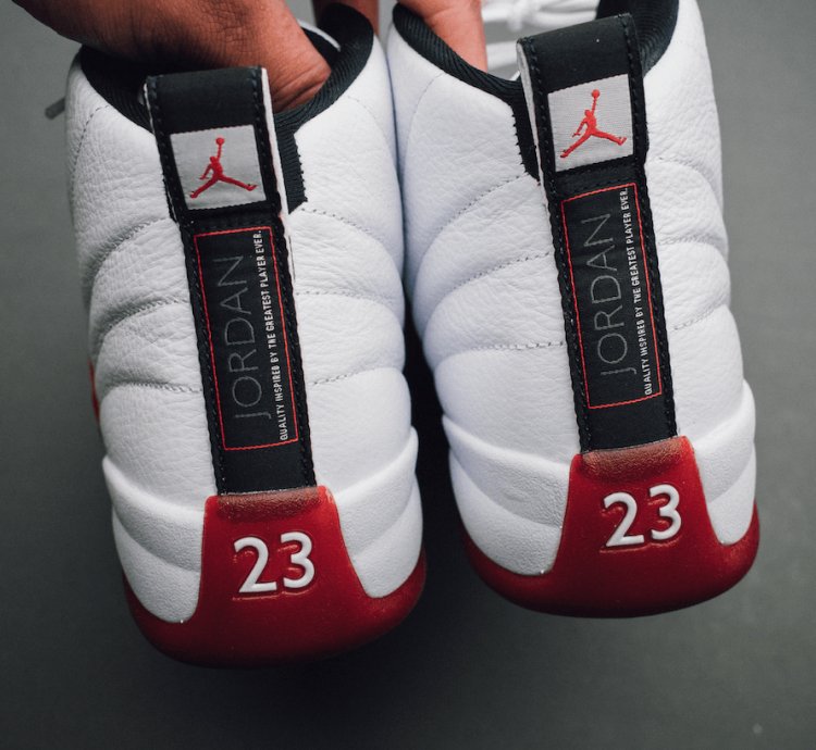 Air Jordan 12 Retro - Cherry