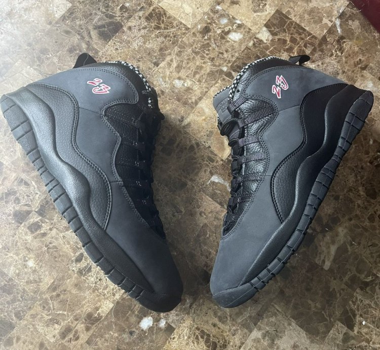Air Jordan 13 10 countdown pack