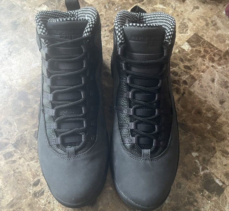 Air Jordan 13 10 countdown pack