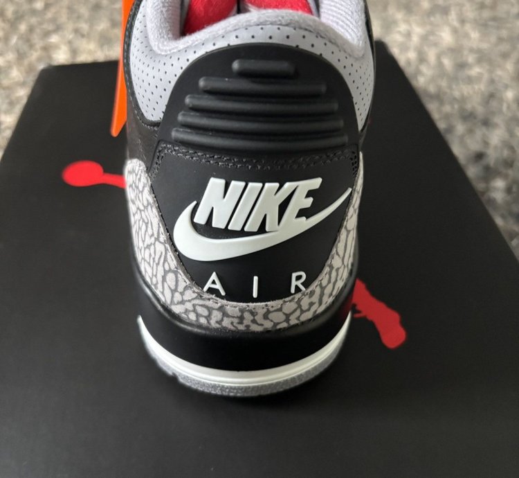 Air Jordan 3 Retro Black Cement