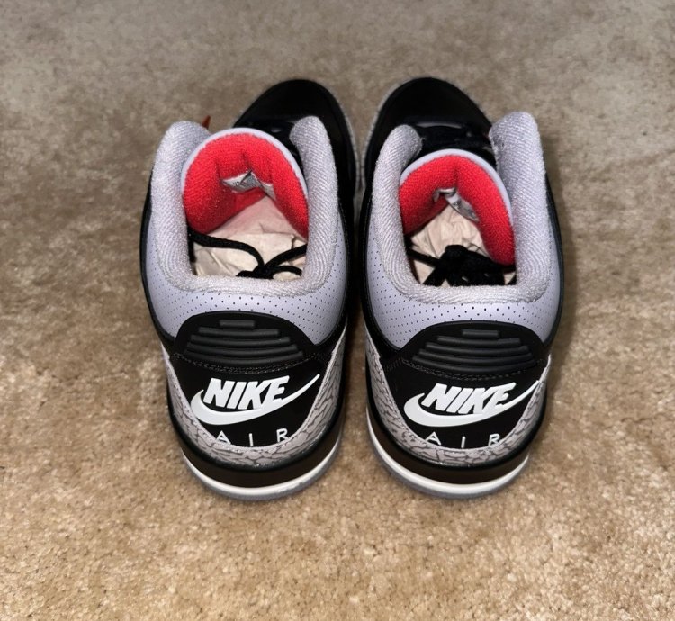 Air Jordan 3 Retro Black Cement 2024
