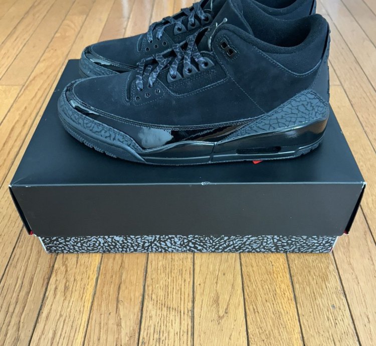 Air Jordan 3 Retro BlackCat