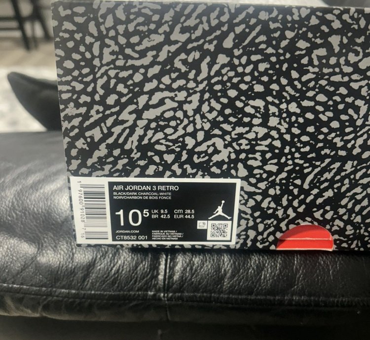 Air Jordan 3 Retro BlackCat