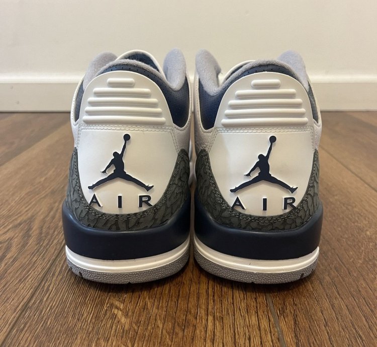 Air Jordan 3 Retro Midnight Navy