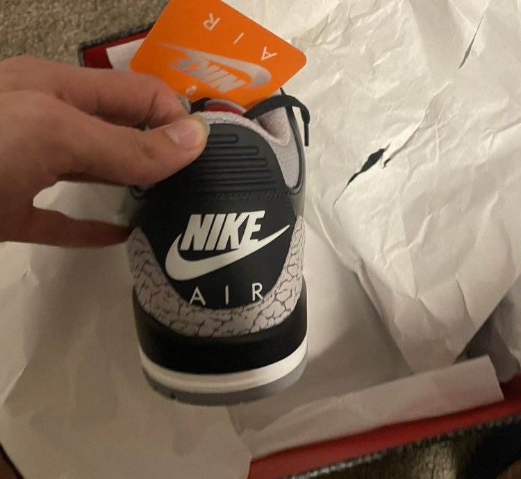 Air Jordan 3 Retro OG Black Cement 2024