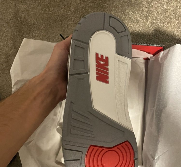 Air Jordan 3 Retro OG Black Cement 2024