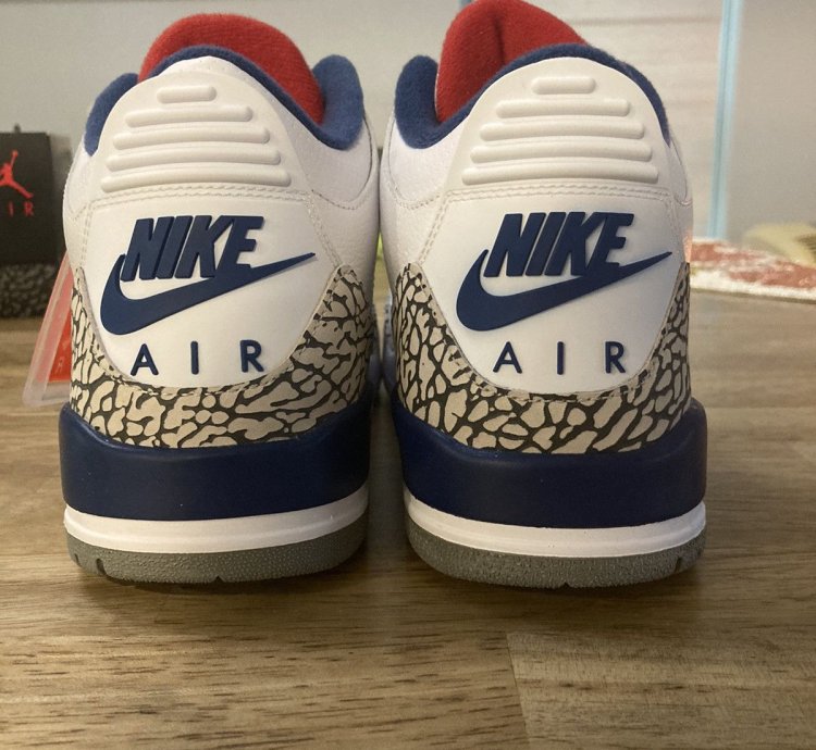 Air Jordan 3 Retro OG True Blue