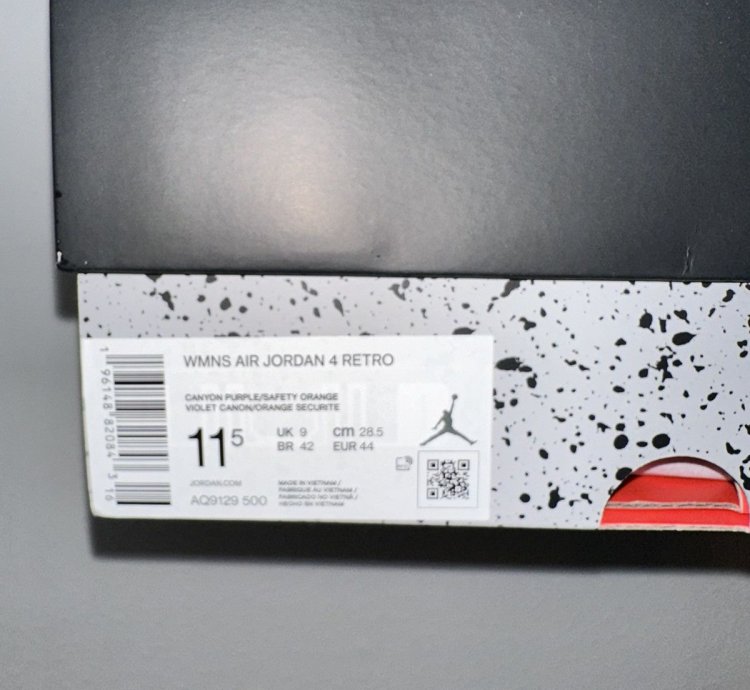Air Jordan 4 Canyon Purple