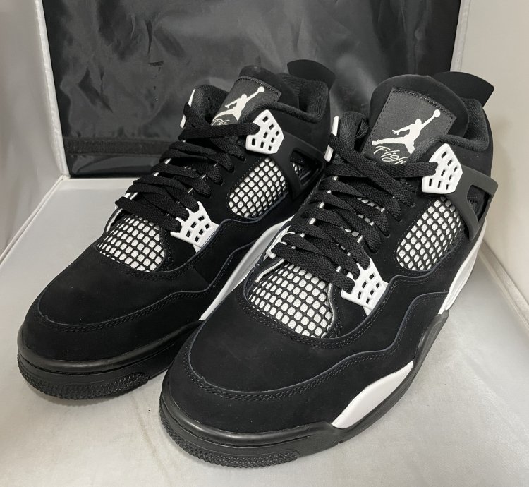 Air Jordan 4 Retro Black White-Black Size 10 5