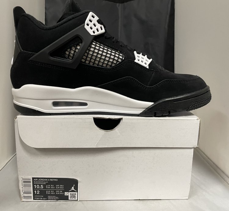 Air Jordan 4 Retro Black White-Black Size 10 5