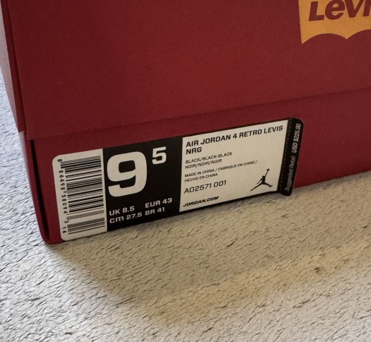 Air Jordan 4 Retro Levi NRG Black