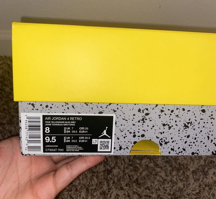 Air Jordan 4 Retro Lighting 2021