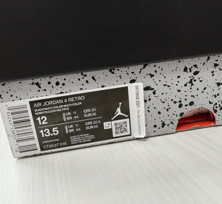 Air Jordan 4 Retro Red Thunder
