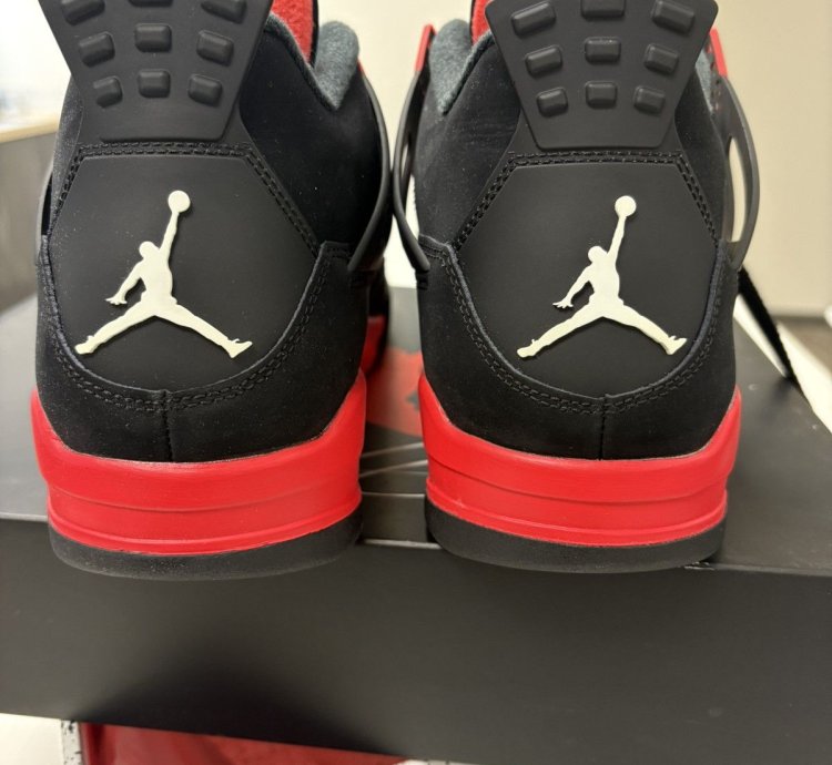 Air Jordan 4 Retro Red Thunder
