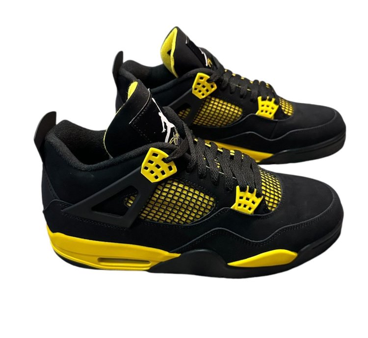 Air Jordan 4 Retro Thunder 2023
