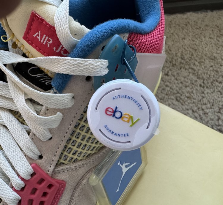 Air Jordan 4 Retro Union LA Guava Ice
