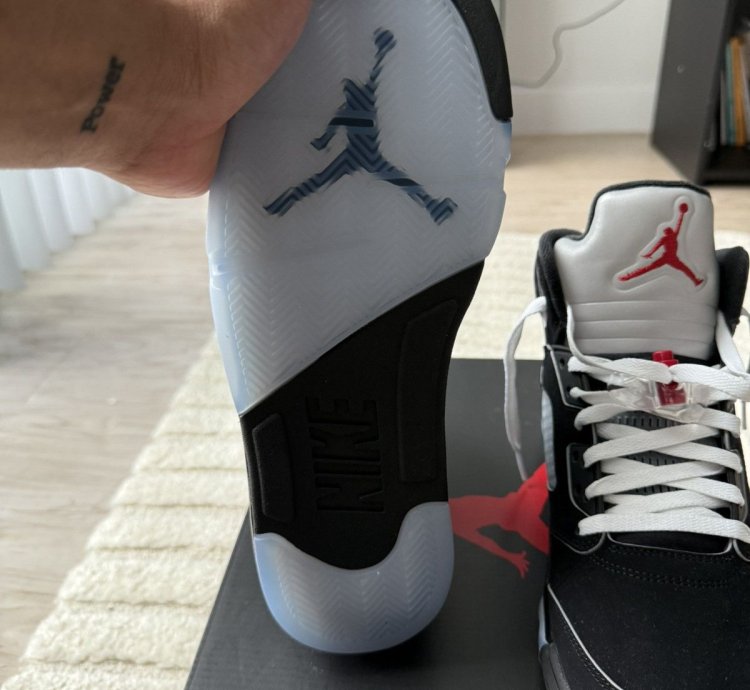 Air Jordan 5 Black Metallic 5