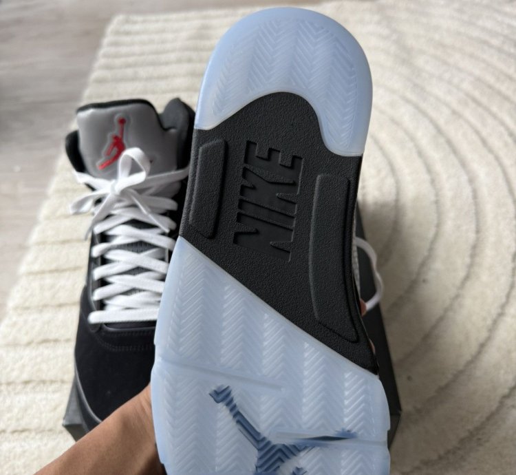 Air Jordan 5 Black Metallic 5