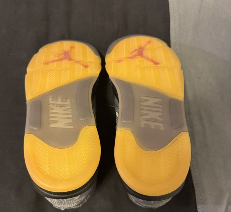 Air Jordan 5 Off White Muslin