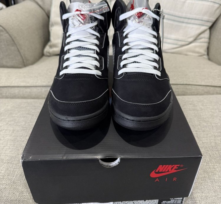 Air Jordan 5 Retro OG Black Metallic Reimagined 2025