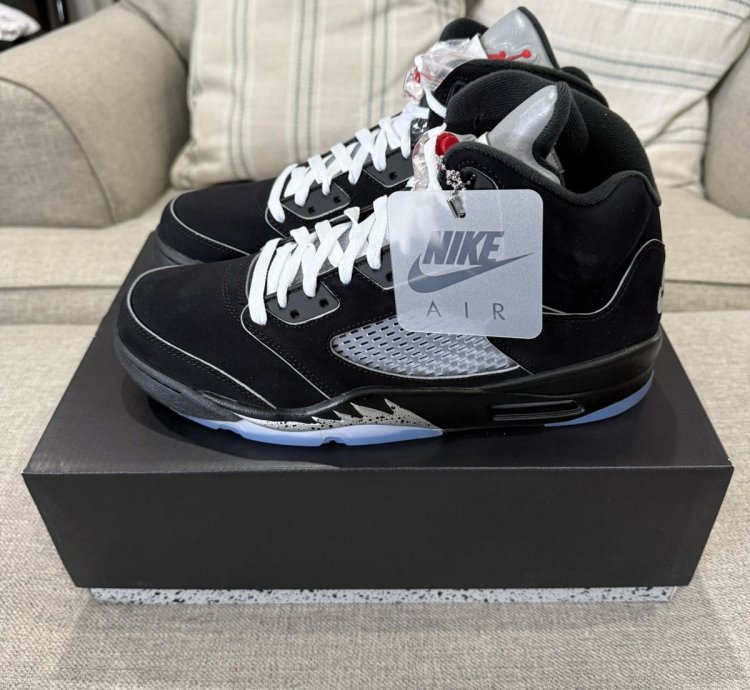 Air Jordan 5 Retro OG Black Metallic Reimagined 2025