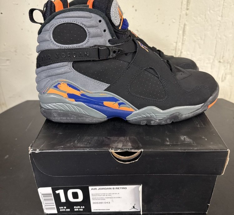 Air Jordan 8