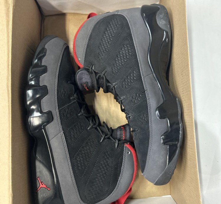 Air Jordan 9 retro black varsity red-dark charcoal 2010