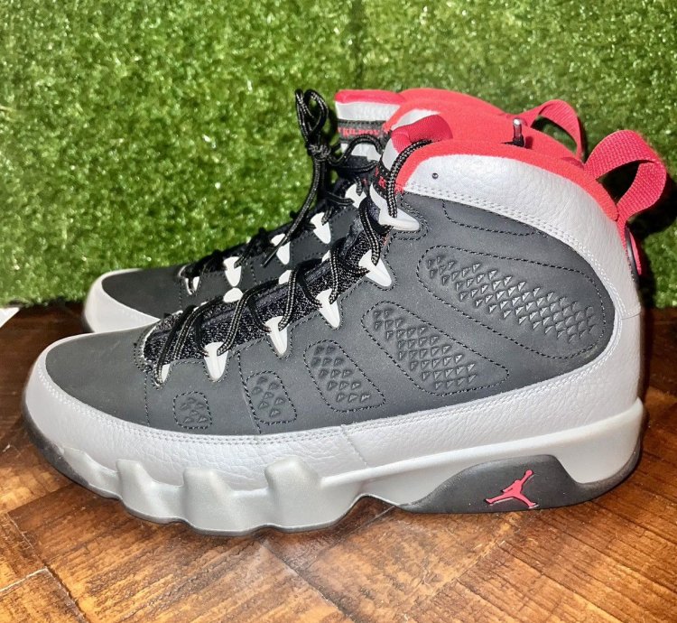 AIR JORDAN 9 RETRO JOHNNY KILROY