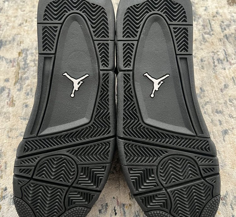 Air Jordan Retro 4 Black Cat Sz 9 5