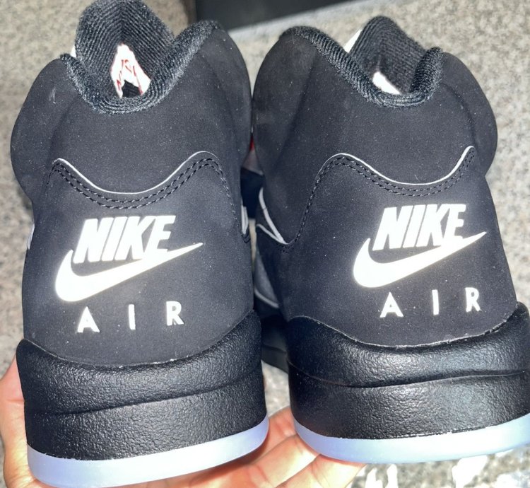 Air Jordan retro 5 Metallic Reimagined