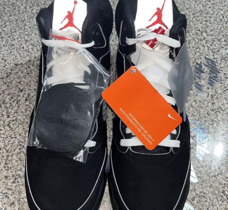 Air Jordan retro 5 Metallic Reimagined