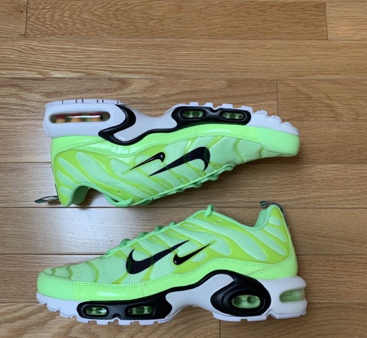 Air Max Plus Premium Overbranding - Lime Blast 2018