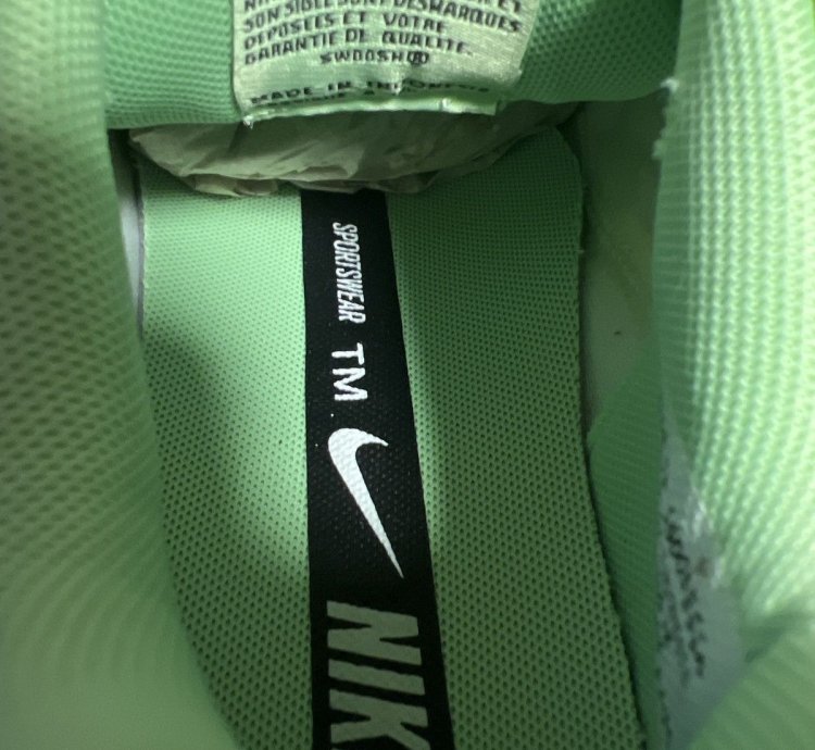 Air Max Plus Premium Overbranding - Lime Blast 2018