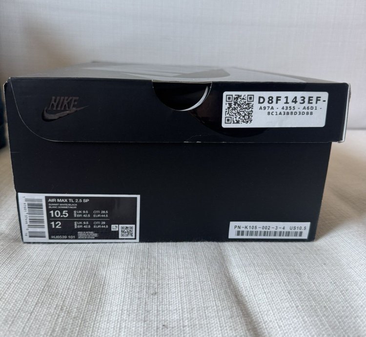 CDG Nike Max Air - New