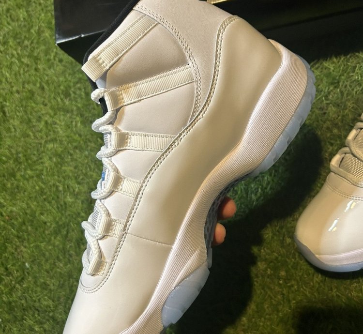DS Jordan 11 Legend Blue 2024